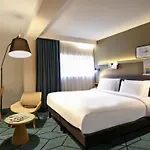 Mercure Centre Gare Hotel 4*