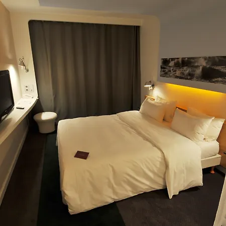 Mercure Centre Gare 4* نانت