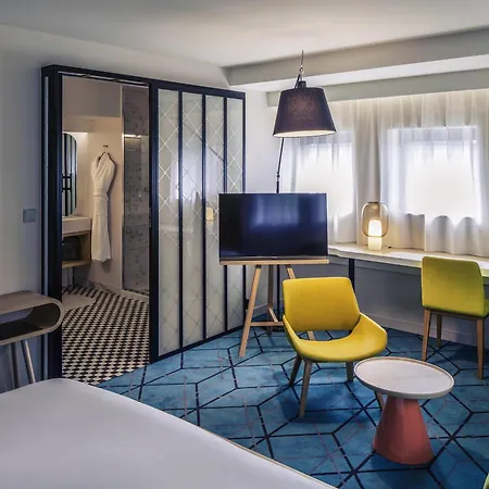 Mercure Centre Gare 호텔 4*