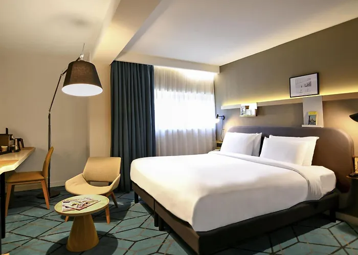 Hotell Mercure Centre Gare 4*