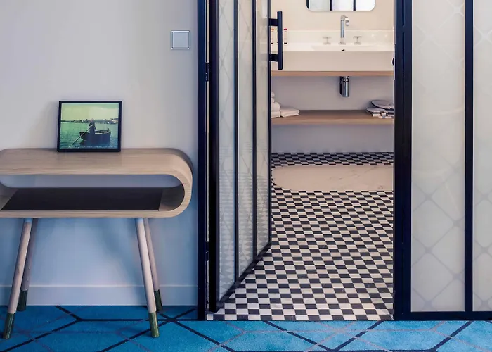 Mercure Centre Gare 4*