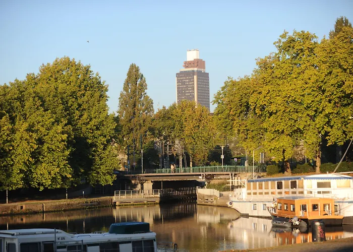 Mercure Centre Gare Hotell 4*