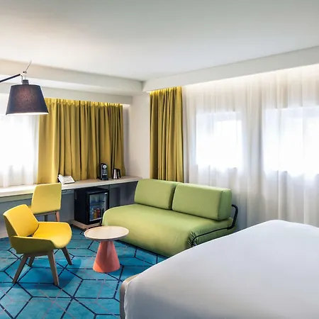 Mercure Centre Gare 4*