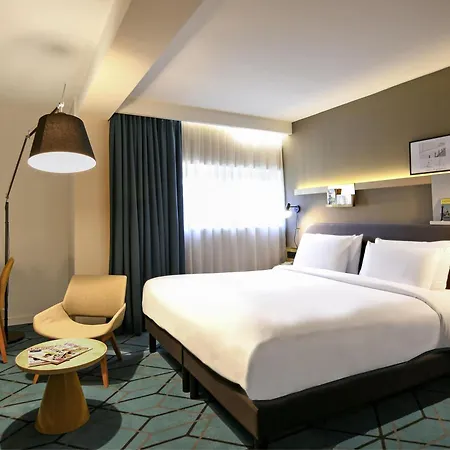 Mercure Centre Gare 4*